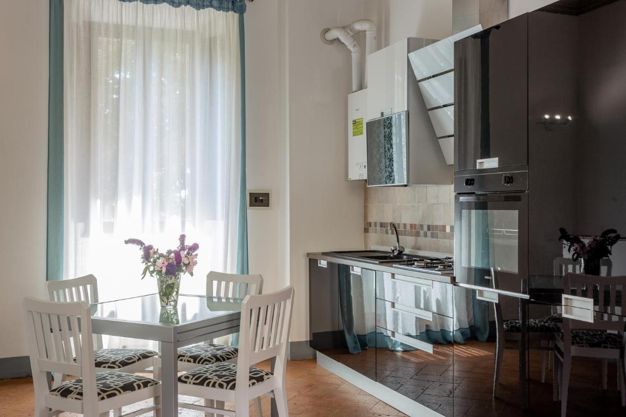 Il Borgo Di Terrensano Aparthotel Siena Esterno foto