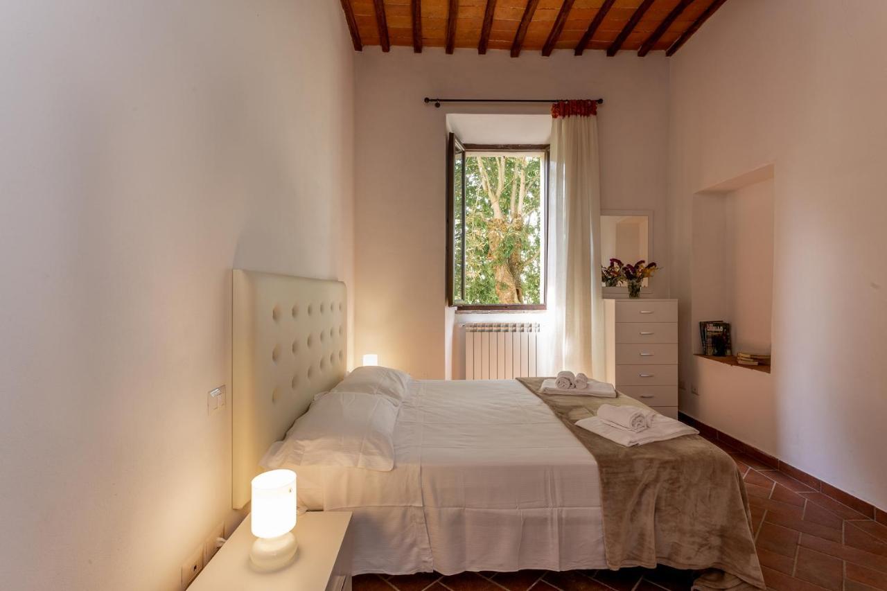 Il Borgo Di Terrensano Aparthotel Siena Esterno foto