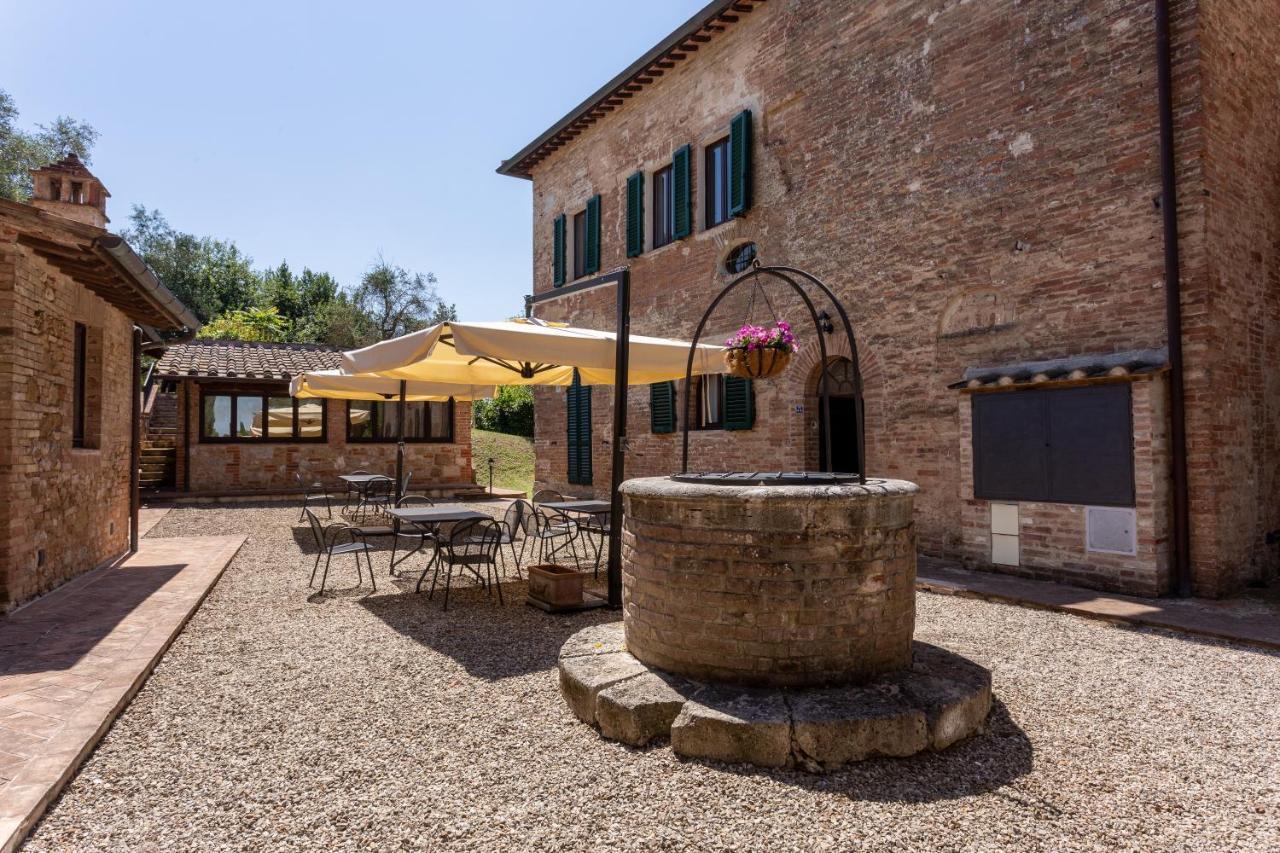 Il Borgo Di Terrensano Aparthotel Siena Esterno foto