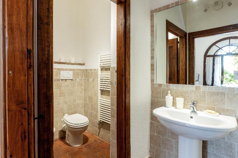 Il Borgo Di Terrensano Aparthotel Siena Esterno foto
